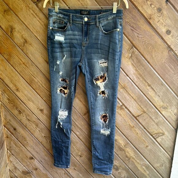 Judy Blue distressed ripped leopard cheetah skinny fit jeans size 11/30 - Picture 1 of 8